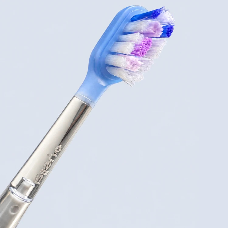 SZCZOTECZKA_SONICZNA_NIEBIESKA_6.webp